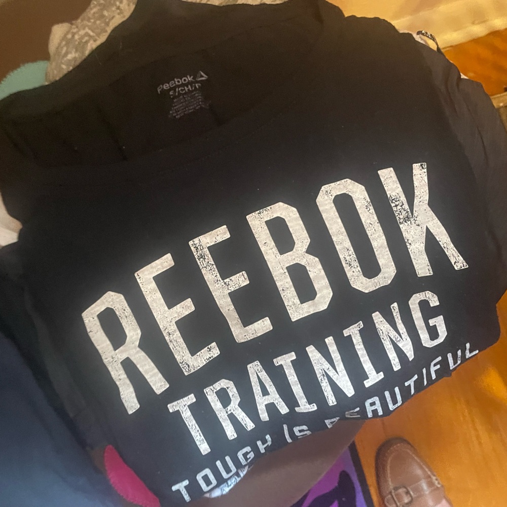 Reebok workout bundle- 6 items all women’s small/medium like new